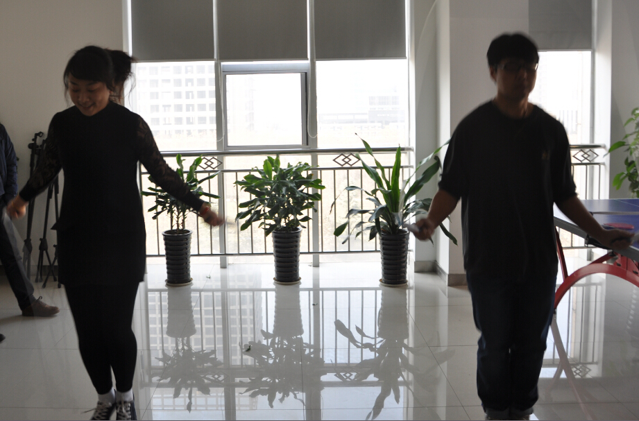 公司員工跳繩比賽